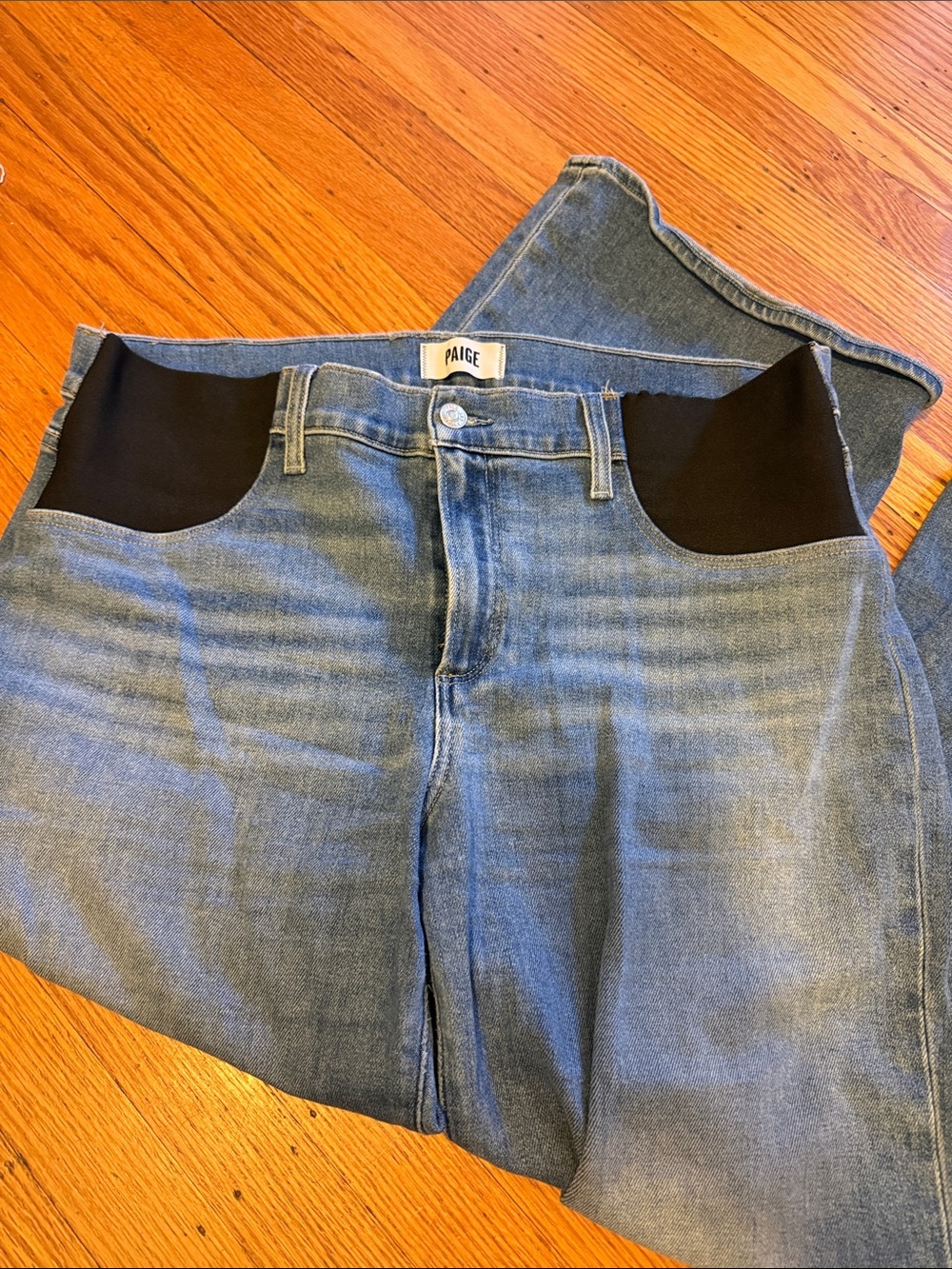 PAIGE Anessa Maternity Jeans with Black Stretch Panels Size 32